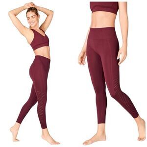 Fabletics burgundy sync high waisted perforated 7/8 leggings size XS
